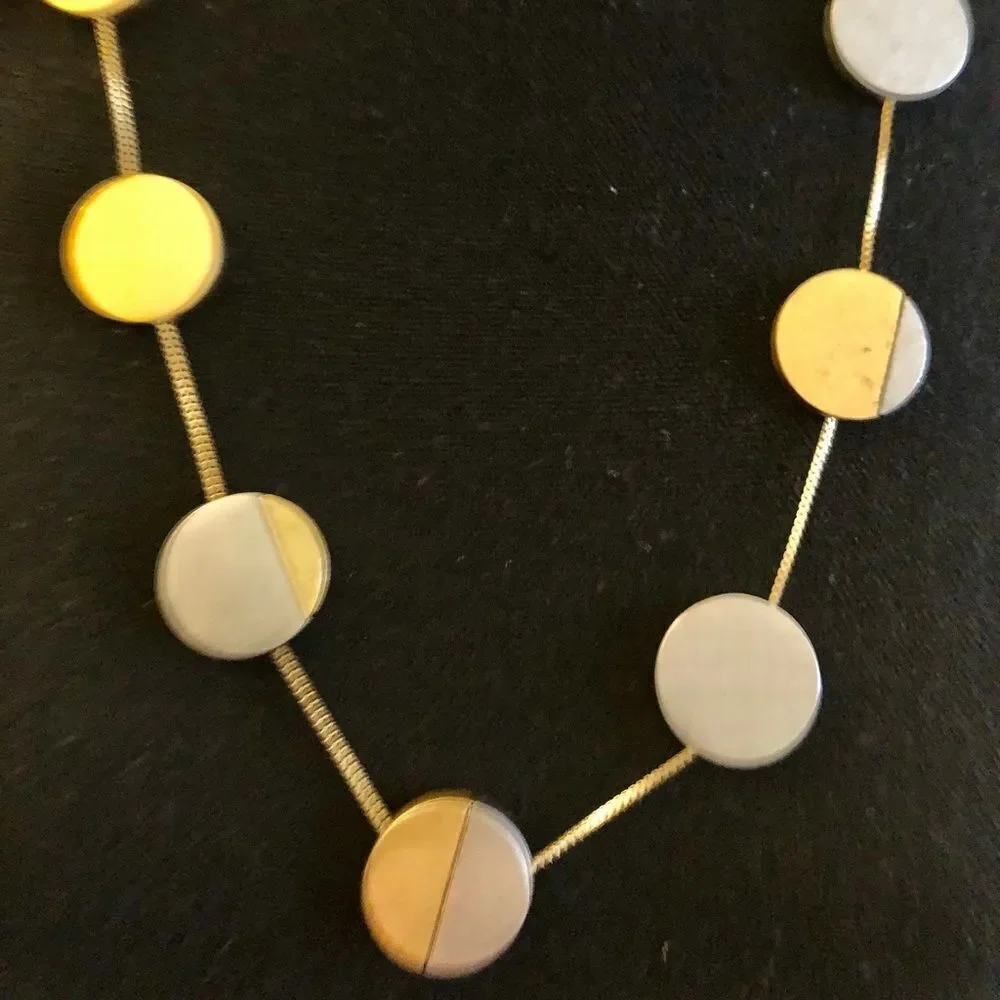 Circular bi-color Adjustable Necklace - Picture 4 of 4